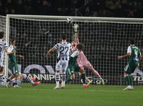 ΠΑΟΚ – Παναθηναϊκός: Ο δικέφαλος αγγίζει το γκολ με δοκάρι Οζντόεφ και «βολίδα» Μεϊτέ