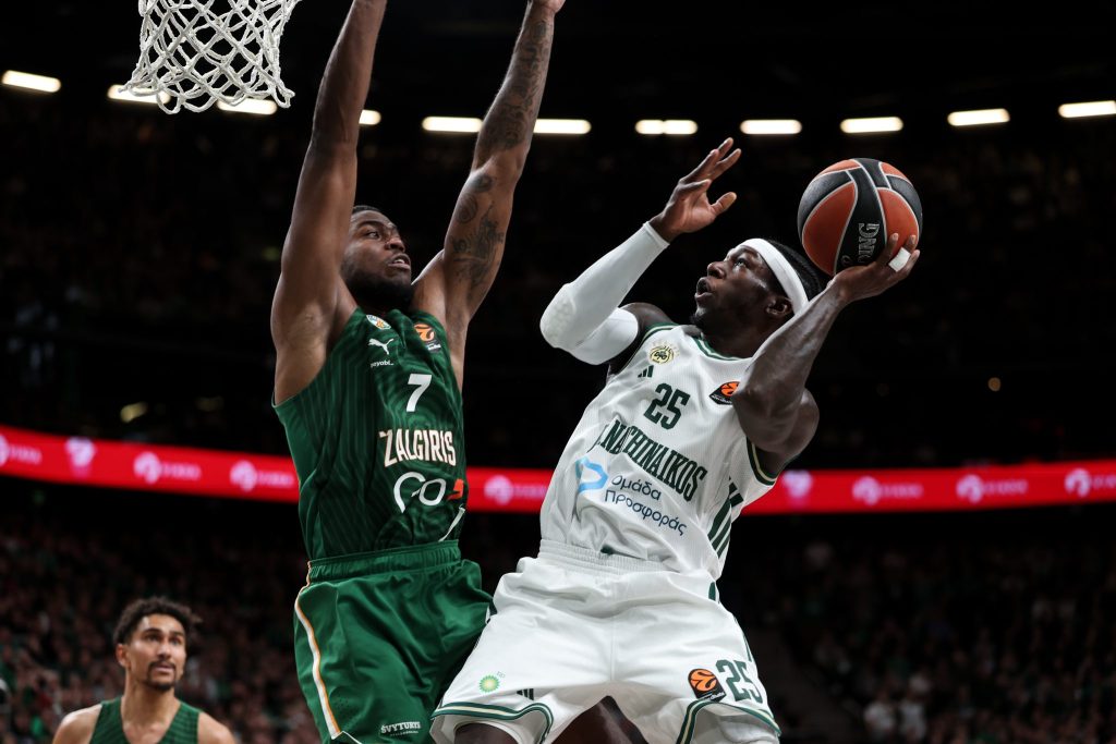 Το αντιαθλητικό παιχνίδι του Κεντρικ Ναν: Από τον Φουρνιέ στον Τέιλορ και τώρα στον Ράιτ (vids)