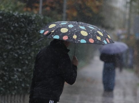 Καιρός: Ισχυρές βροχές και καταιγίδες σε Θεσσαλία και Εύβοια – Πού έπεσε ο μεγαλύτερος όγκος νερού