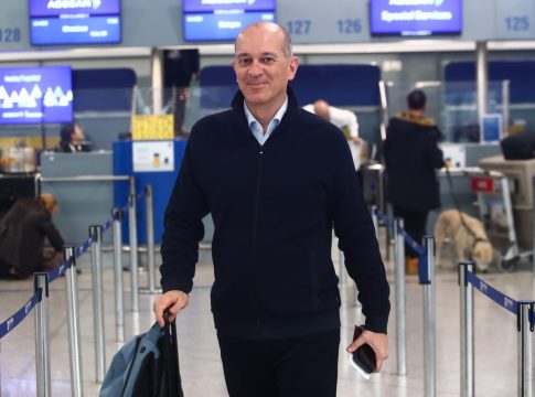 Οι Γιώργος και Παναγιώτης Αγγελόπουλος ταξίδεψαν με την αποστολή του Ολυμπιακού στην Μπολόνια (pics)