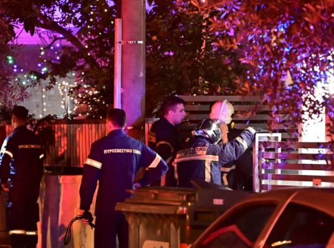 Βίντεο ντοκουμέντο από τη φωτιά στο διαμέρισμα με τους δύο νεκρούς – Ακούστηκε έκρηξη και ξέσπασαν φλόγες