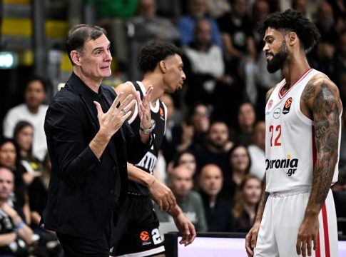 Μπαρτζώκας: «Ηταν στρεσογόνο ματς με πολλή ένταση και πίεση»