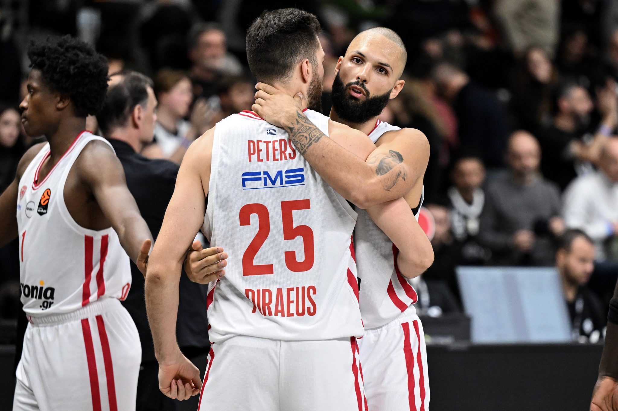 Ολυμπιακός: Όταν οι πέντε βάζουν 86, αλλά οι δέκα δέχονται 94