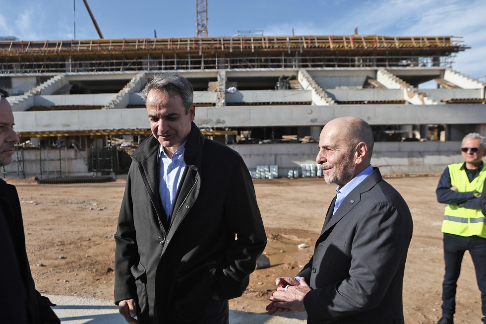 O Μητσοτάκης δίνει 300 εκατ. δώρο στον Αλαφούζο και οι αγρότες στους δρόμους με σύνταξη 350 ευρώ