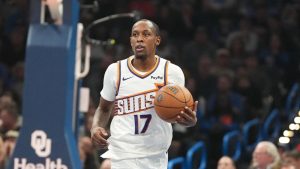 Τι κάνει ο Τζαμάρι Μπουγεά στο ΝΒΑ: Οι γεμάτες εμφανίσεις, το two-way συμβόλαιο με τους Σανς και τα δεδομένα για το μέλλον του (vids)