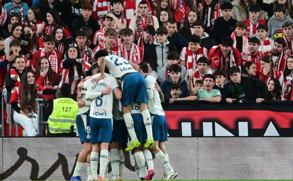 Αθλέτικ Μπιλμπάο – Εσπανιόλ 1-2: Πέρασαν από το «Σαν Μαμές» οι Καταλανοί