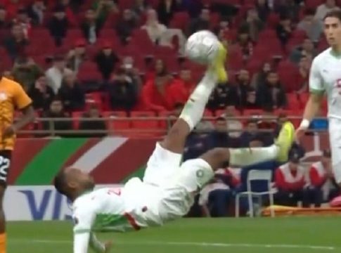 Το απίστευτο βίντεο χρήστη στο TikTok παρουσιάζει μια τυπική μέρα Ελ Κααμπί γεμάτη… ψαλιδάκια