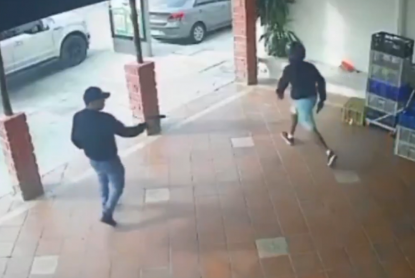 Βίντεο με την άγρια δολοφονία του ποδοσφαιριστή Μάριο Πινέιδα στο Εκουαδόρ – Σκληρές εικόνες