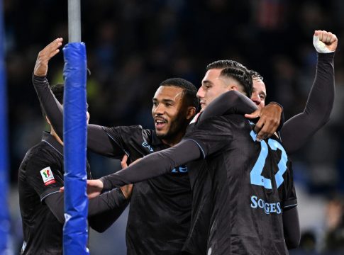 Νάπολι – Κάλιαρι 1-1, 9-8 πεν.: Φλέρταρε με αποκλεισμό, αλλά προκρίθηκε μετά από 20 πέναλτι