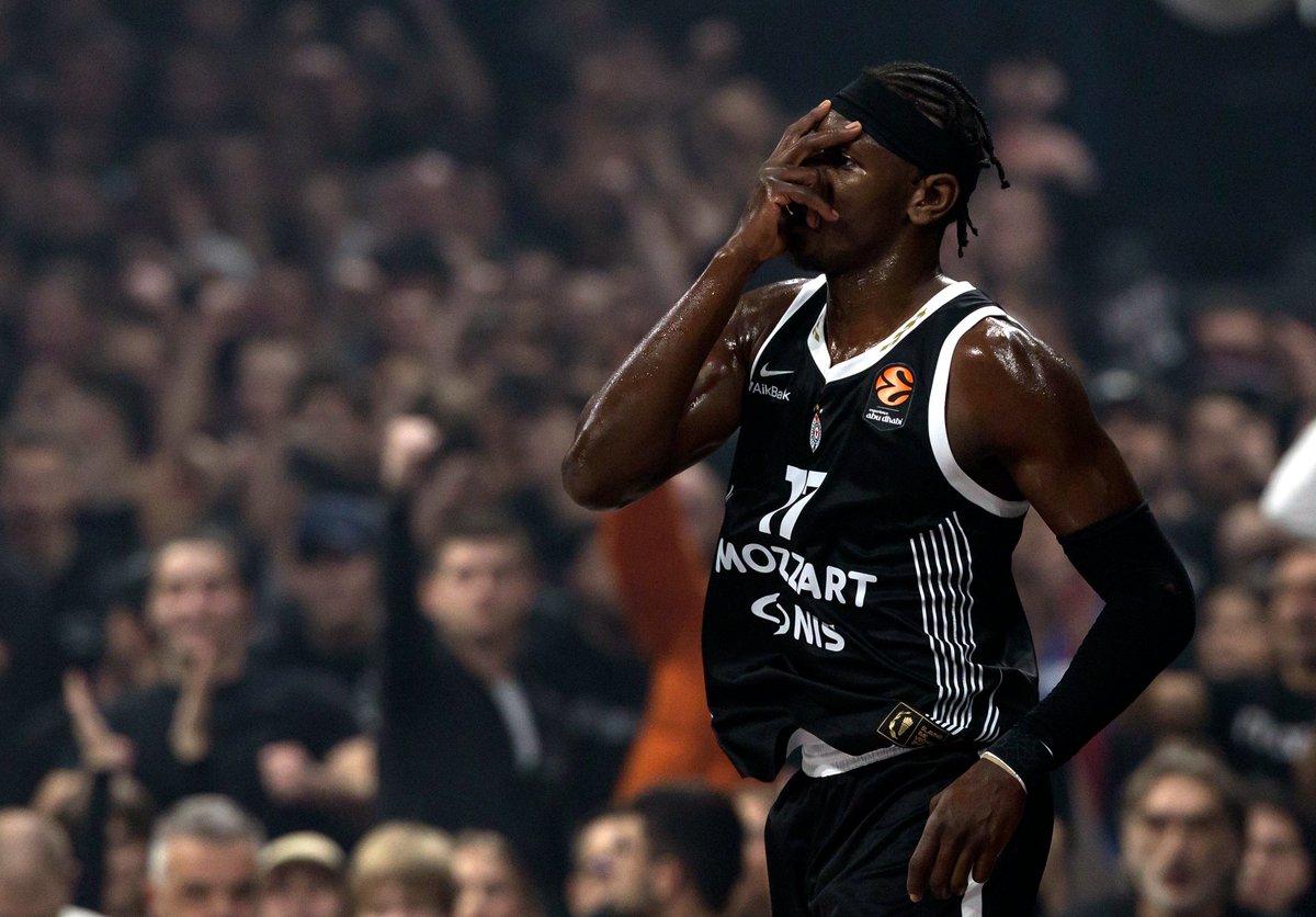 Η κατάσταση στην Παρτιζάν μυρίζει «μπαρούτι»: «Βράζει» ο κόσμος με Πάσπαλι, έρχονται… εξελίξεις με Πάρκερ (pics)