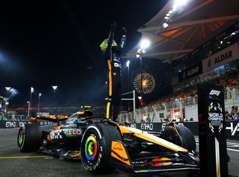 Πρωταθλητής ο Νόρις: Παρέδωσε το «στέμμα» μετά από τέσσερις σερί τίτλους ο Φερστάπεν