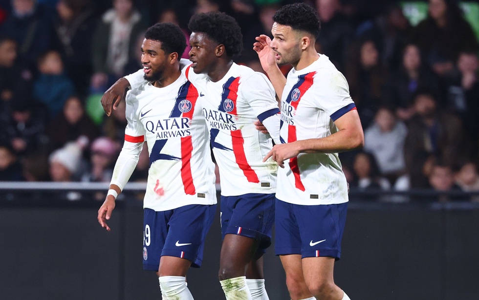 Δύσκολη νίκη για την Παρί Σεν Ζερμέν (2-3) – Σαρωτική η Τουλούζ (0-3)