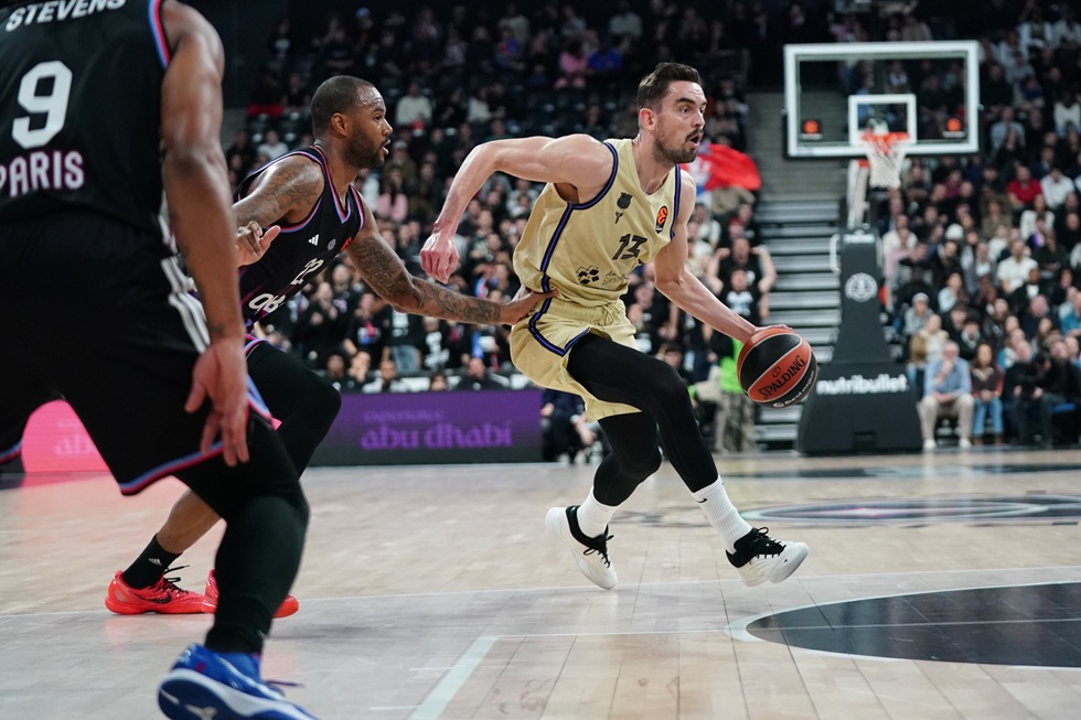 Παρί – Μπαρτσελόνα 69-85: Άλωσαν το Παρίσι οι Καταλανοί