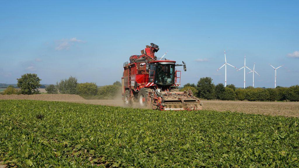 Τραμπ: Χριστουγεννιάτικος μποναμάς 12 δισ. στους αγρότες