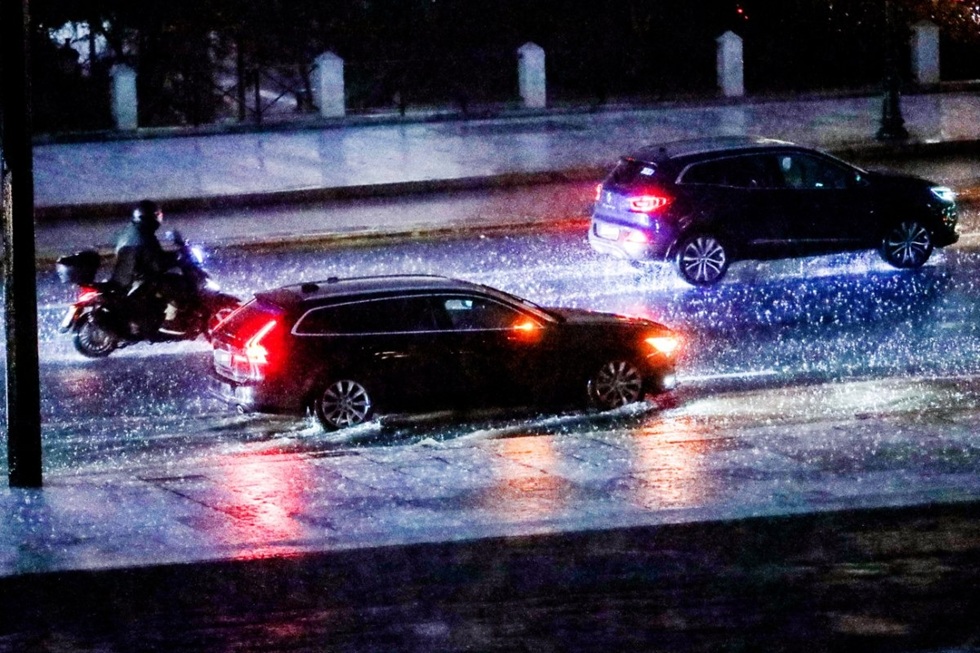 Κακοκαιρία Byron: Ήχησε το 112 στην Αττική