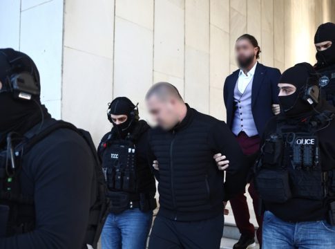 Φοινικούντα: Πέντε άτομα στη φυλακή, δύο στο μικροσκόπιο των Αρχών