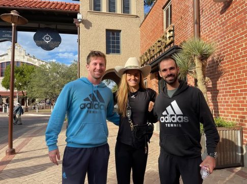 Οι τρεις «σωματοφύλακες» της Σάκκαρη: Η σκληρή δουλειά στο Ντουμπάι και η προετοιμασία για το 2026 (vids)