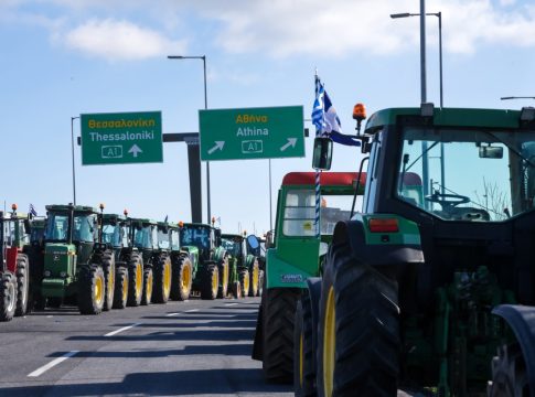 Επιχείρηση «διαίρει και βασίλευε» από την κυβέρνηση με τη συνδρομή ημετέρων στα μπλόκα και στα Μέσα – «18» λειτουργούν διασπαστικά – Σηκώνουν το γάντι οι αγρότες