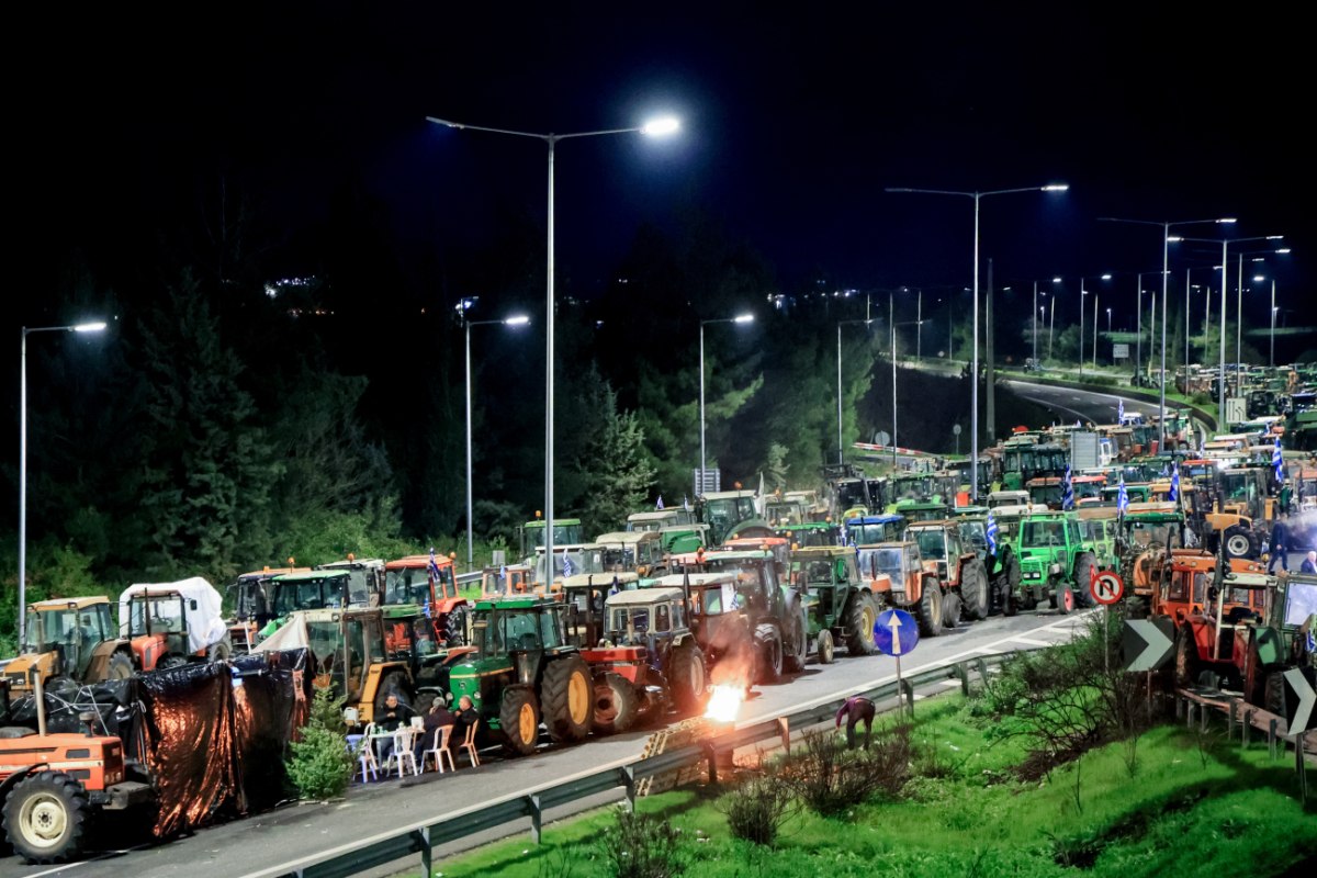 Μπλόκα: To «σπάσιμο» της ενιαίας ατζέντας διαλόγου και το «ούτε βήμα πίσω» των αγροτών