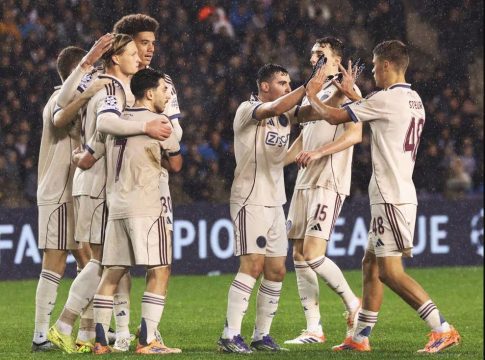 Καραμπάγκ – Άγιαξ 2-4: Πρώτη νίκη για τον «Αίαντα» στη League Phase