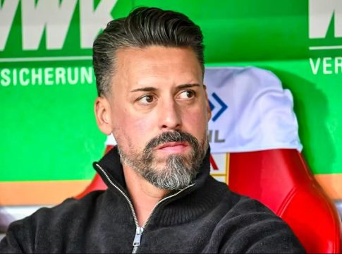 Η Άουγκσμπουργκ απέλυσε τον Σάντρο Βάγκνερ για να γλιτώσει τον… υποβιβασμό