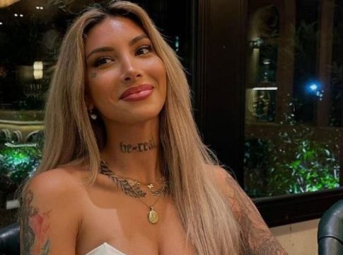 Οι χριστουγεννιάτικες ευχές της οικογένειας ΜακΚίσικ (pics)