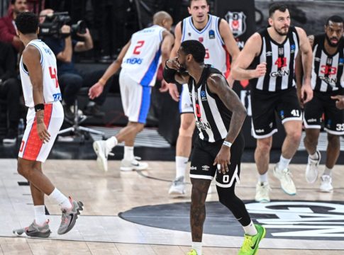 Πανιώνιος: Φίλαθλοι κρατούνται σε νοσοκομείο στην Κωνσταντινούπολη, τους αφαιρέθηκαν κινητά και διαβατήρια