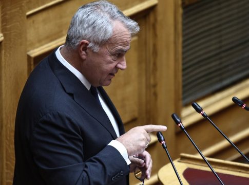 Προκλητικός ο Βορίδης για τους αγρότες: «Τι παραπάνω να κάνει η κυβέρνηση»