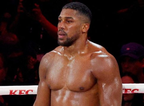 Ενεπλάκη σε τροχαίο με δύο νεκρούς ο γνωστός πυγμάγος, Άντονι Τζόσουα (pic, vid)