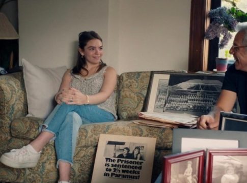 Ένιωθα ότι κάτι κακό μπορεί να συμβεί ανά πάσα στιγμή: Η κόρη του Μπεν Στίλερ μιλά για τη μάχη της με άγχος και κατάθλιψη