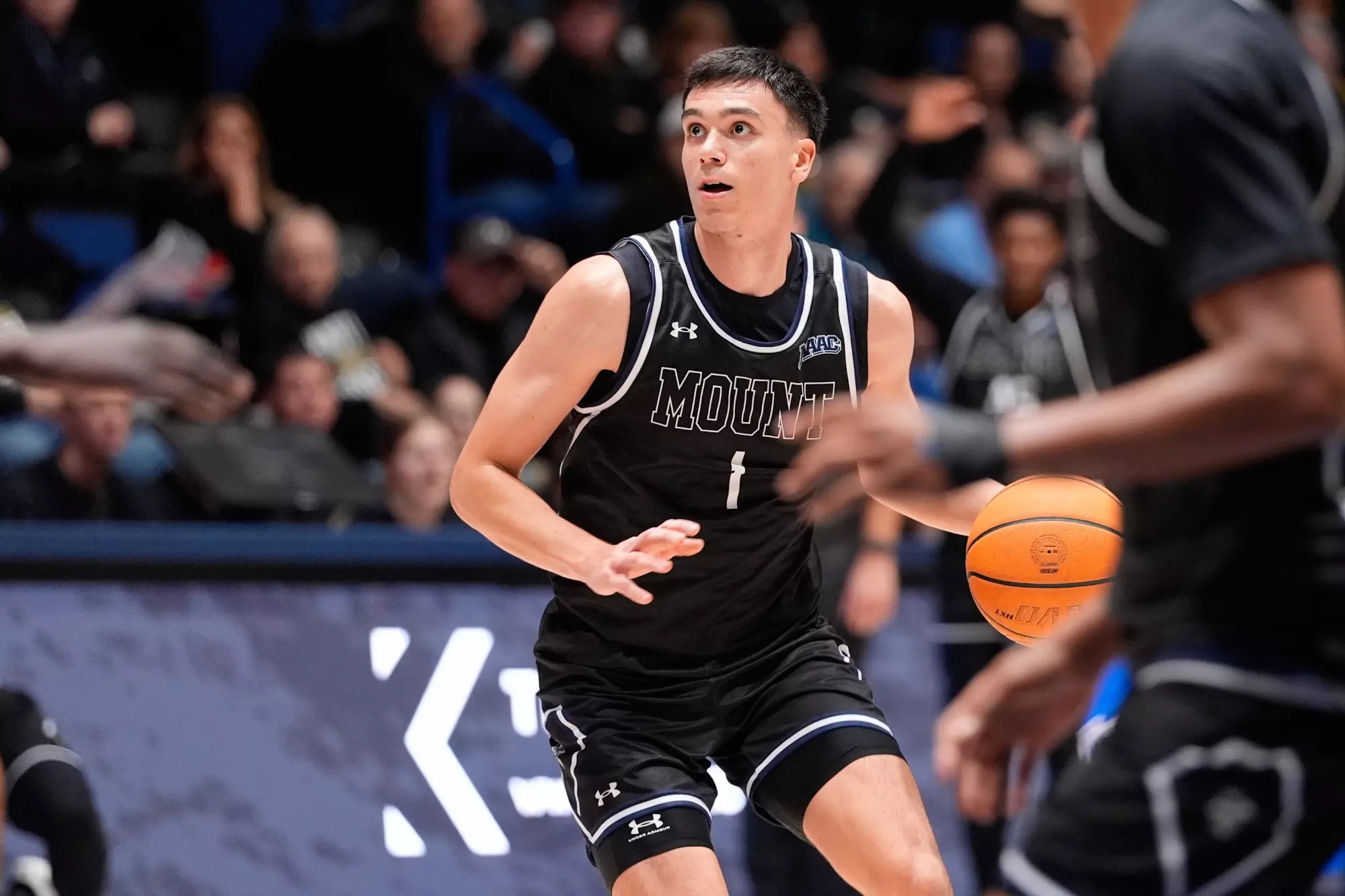 NCAA: Ο Ροζακέας πρωταγωνιστής στη νίκη του Μάουντ Σεντ Μέρι