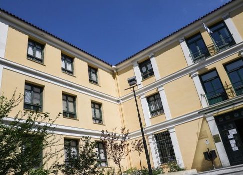 Τηλεφώνημα για βόμβα στην Ευελπίδων