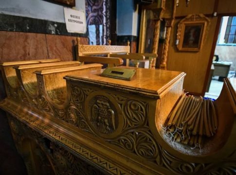 Καλαμάτα: Συνελήφθησαν δύο νεαροί για κλοπές σε εκκλησίες και αυτοκίνητα – Αφαίρεσαν τάματα μεγάλης αξίας