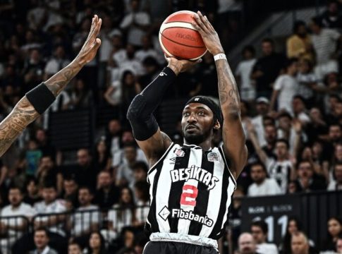 Η ξέφρενη πορεία της Μπεσίκτας με το βλέμμα… στην Euroleague (vids)