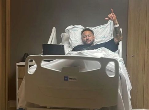 Χειρουργήθηκε και μετρά αντίστροφά για Μουντιάλ ο Νεϊμάρ