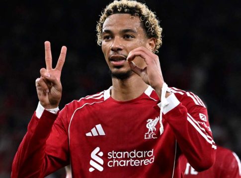 Η λύση στο πρόβλημα της Λίβερπουλ ίσως είναι μία και συγκεκριμένη (pics, vid)