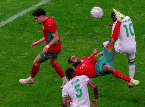 Η UEFA αποθέωσε τον Ελ Κααμπί για το φοβερό «ψαλιδάκι» του στο Κόπα Άφρικα (vid)