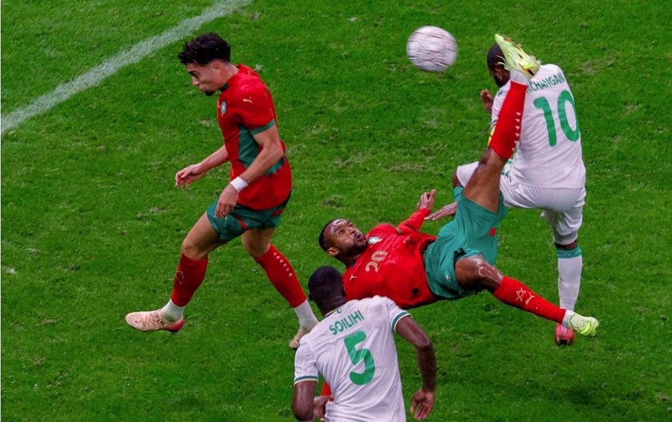 Η UEFA αποθέωσε τον Ελ Κααμπί για το φοβερό «ψαλιδάκι» του στο Κόπα Άφρικα (vid)