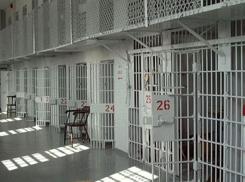 Έφοδος της ΕΛ.ΑΣ. στις φυλακές Κορυδαλλού – Κατασχέθηκαν κινητά τηλέφωνα