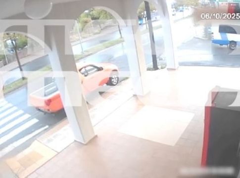 Φοινικούντα: Αυτό είναι το όχημα που φέρεται να μετέφερε τον εκτελεστή στα ΚΤΕΛ – Βίντεο ντοκουμέντο