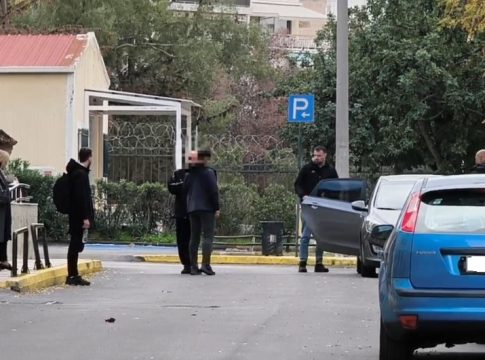 Ελένη Παπαδοπούλου: Στην Ευελπίδων ο γιος της που συνελήφθη για τη δολοφονία της
