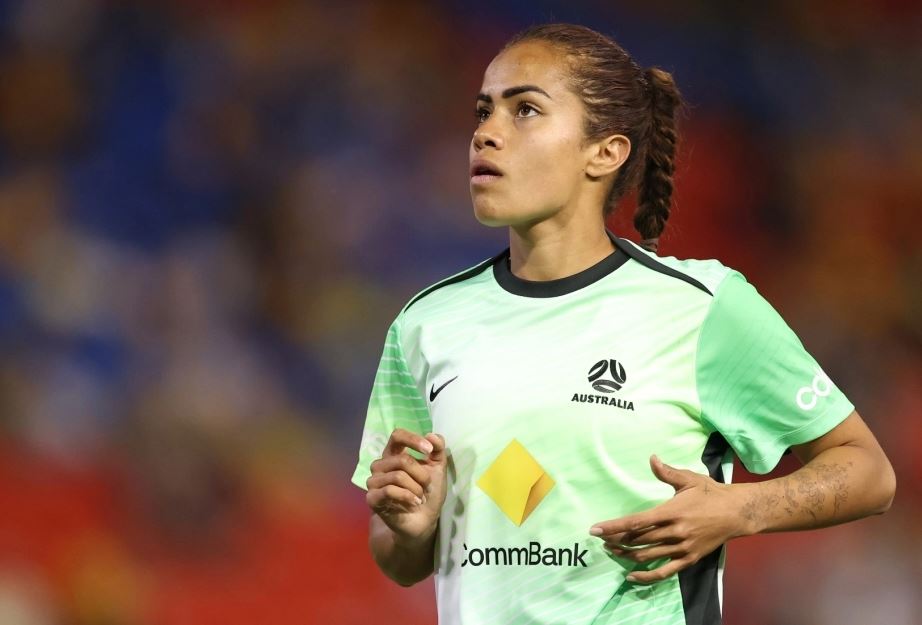 «Όταν έφυγα, αντί για ανθοδέσμη μού έδωσαν μπανάνες»: Αδιανόητη καταγγελία!