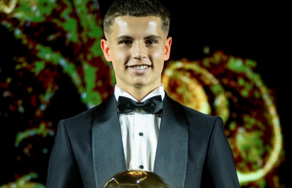 Μουζακίτης vs 623 εκατ. ευρώ: Πόσο κοστολογούνται όσοι άφησε πίσω του στην ψηφοφορία του Golden Boy Web (vids)