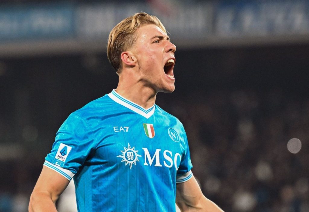 Η «δήλωση» της Νάπολι και του Χόιλουντ