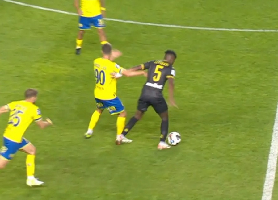 Λανουά και ΕΠΟ έκοψαν τα βίντεο και εκείνο το αλησμόνητο «touch» στο Αγρίνιο αποκτά… ιστορική αξία!