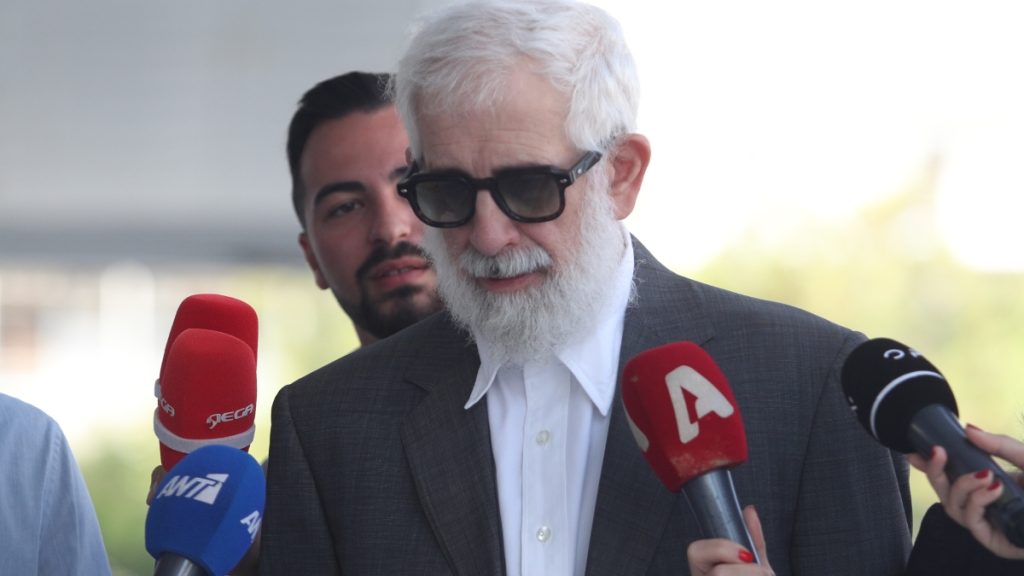 Η απίστευτη αποκάλυψη για Φιλιππίδη και το «χυδαίος καραγκιόζης»