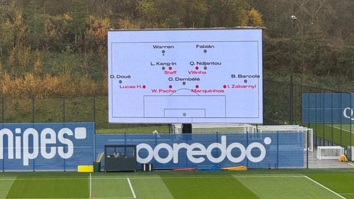 Η… τεχνογνωσία του Λουίς Ενρίκε σε άλλο επίπεδο: Το «τρικ» με τον τεράστιο πίνακα που παραπλανεί τον αντίπαλο