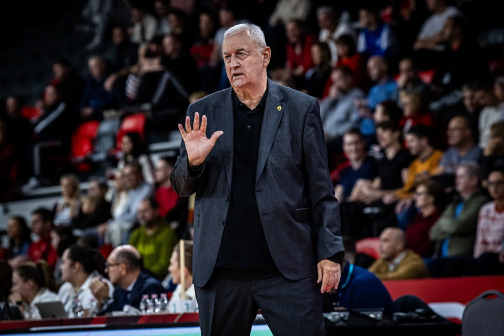 Σάκοτα: «Ήταν καλύτερη ομάδα στο δεύτερο ημίχρονο η Σολνόκι – Δεν είχαμε ενέργεια»