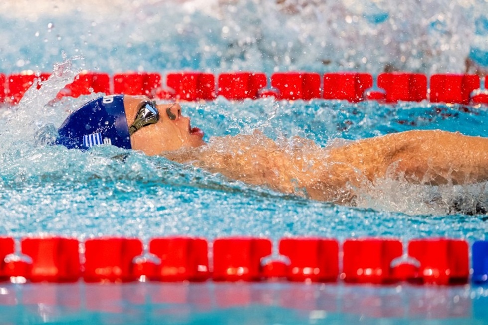 Έκανε Πανελλήνιο ρεκόρ Νέων και προκρίθηκε στον τελικό των 200μ. ύπτιο ο Σίσκος