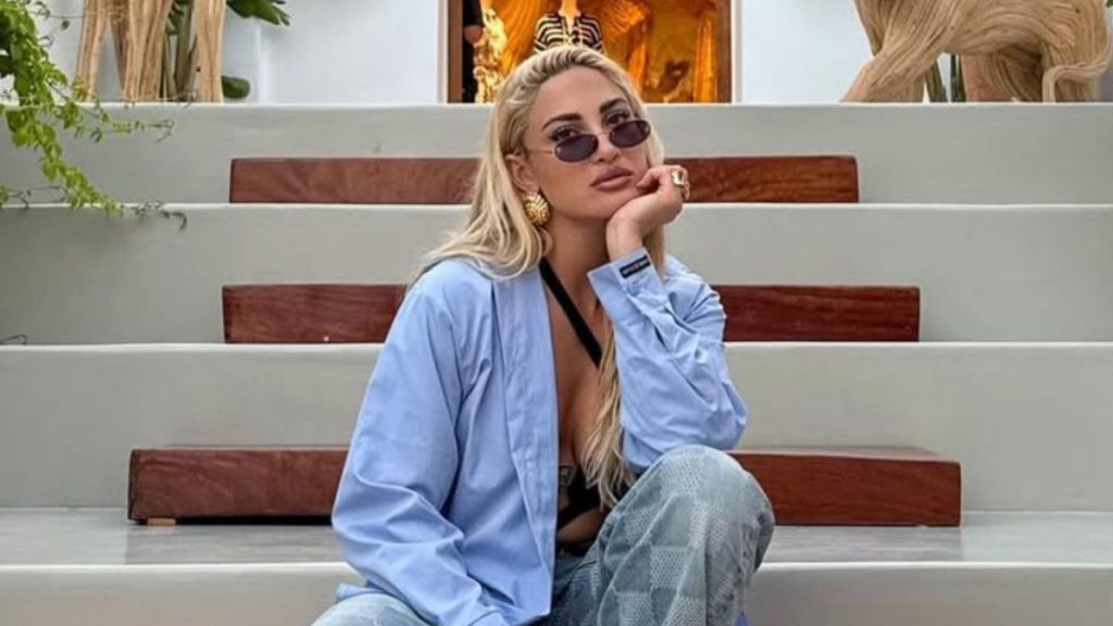 Τούνη: «Εδώ και 9 χρόνια είμαι βίζιτα…» (vid)